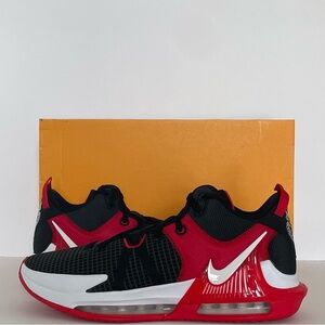 Nike LeBron Witness 7 “Black/White-University Red”